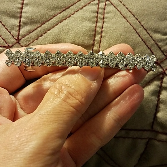 Hair clips - Picture 2 of 3